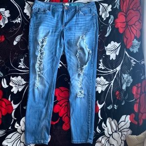 Low Rise Jeans